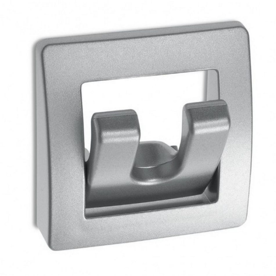gancio-per-guardaroba-utilizzabile-fiamma