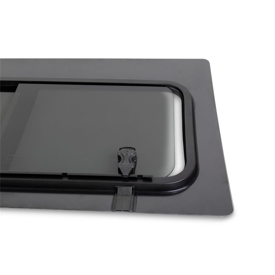 finestra-scorrevole-sx-mercedes-vito-2004-2014-1096x565
