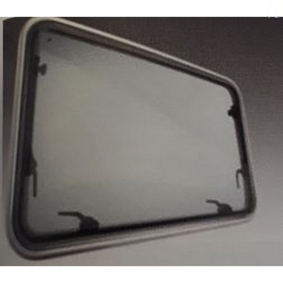 vetro-x-polivision-serigr-dot-grafite-1000x550-polyplastic