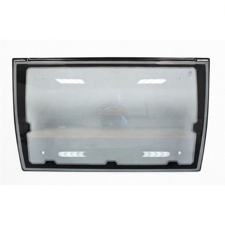 finestra-comp-dot-grigia-c-slash-ser-dot-nera-1200x700-polyplastic