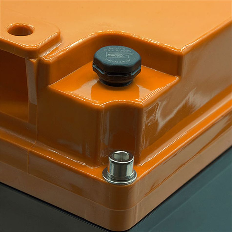 batteria-liontron-marine-con-bms-star-128-v-slash-55-a