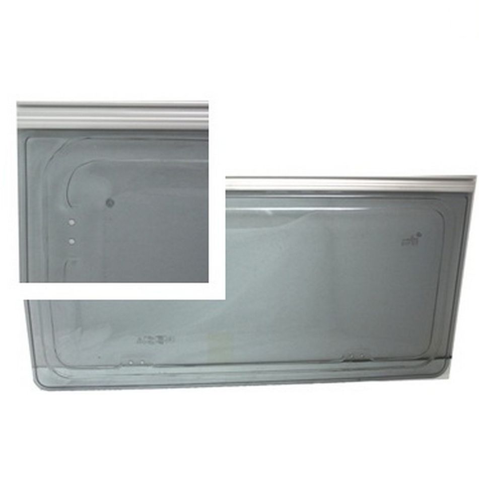 finestra-compasso-grigio-s-dot-acc-700x520-polyplastic