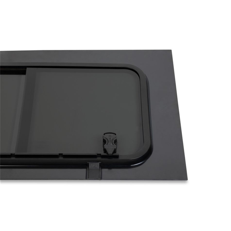 finestra-scorrevole-post-sx-vw-t5-slash-t6-pc-922x572
