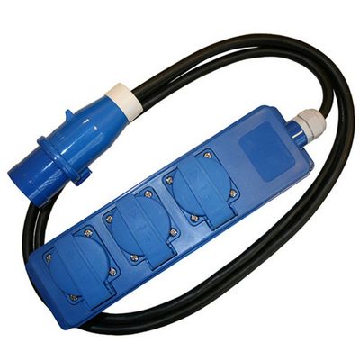 PRESA TRIPLA C/COPERCHIO 220V