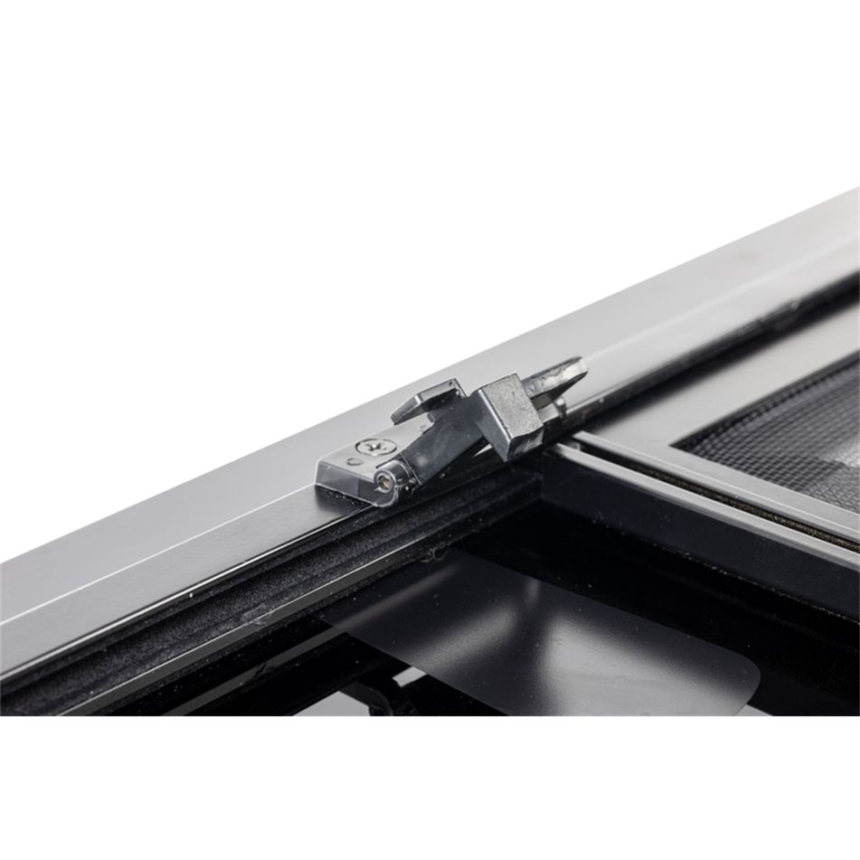 finestra-scorrevole-dx-vw-t5-slash-t6-con-zanzariera-fume