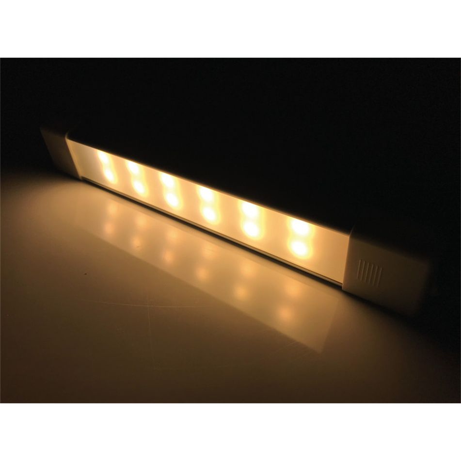 luce-led-dual-colour-bianco-caldo-slash-rosso-270-mm-carbest