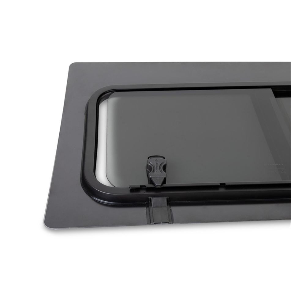 finestra-scorrevole-dx-mercedes-vito-2004-2014-1096x565