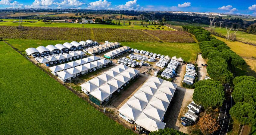 Posti al coperto – molto richiesti